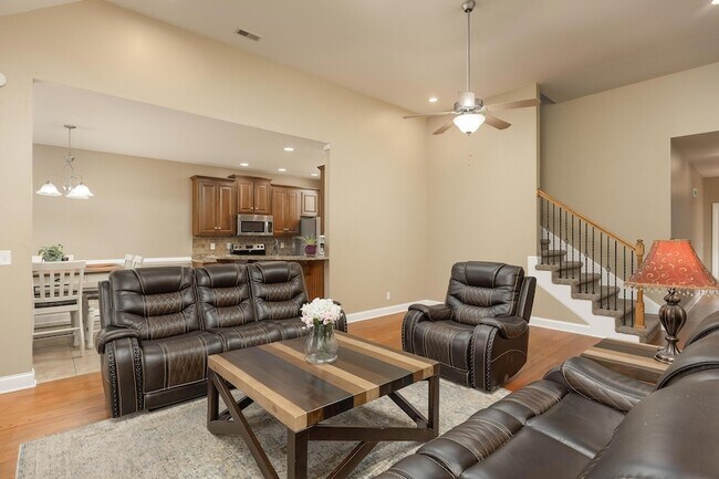 Building Photo - 8671 Blanche Rd