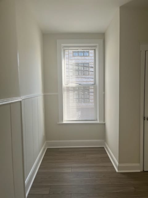 Building Photo - 322 6th St