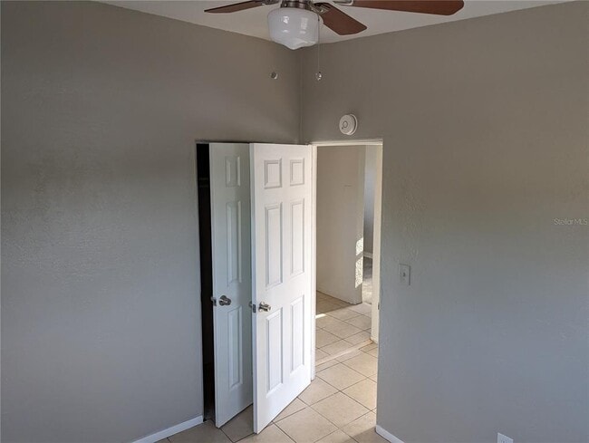 Building Photo - 2000 Queensboro Ave S