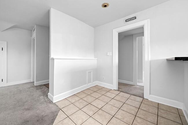 Building Photo - Modern Comfort Meets Prime Oakley Living –...