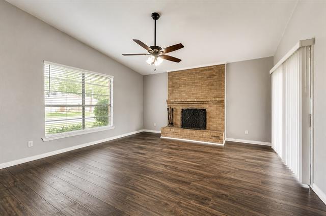 Building Photo - 5305 Meadowside Dr