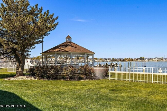 Building Photo - 98 Wharfside Dr