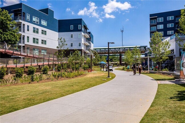 Building Photo - 870 Inman Vlg Pkwy NE