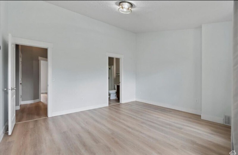 Building Photo - 3709 S Gowan Ln