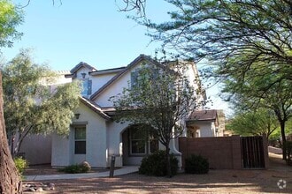 Building Photo - 2748 N Neruda Ln