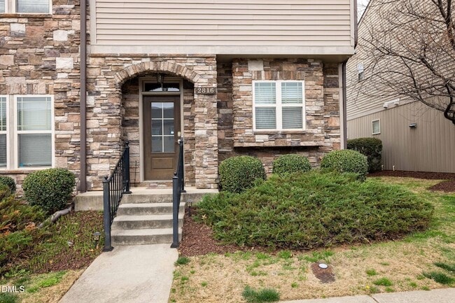 Building Photo - 2816 Piedmont River Way