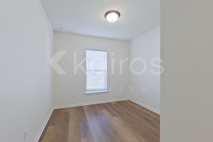 Building Photo - 110 Hendrix Rd