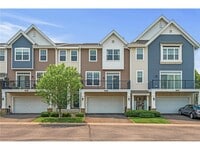 Building Photo - 11917 Emery Village Dr N