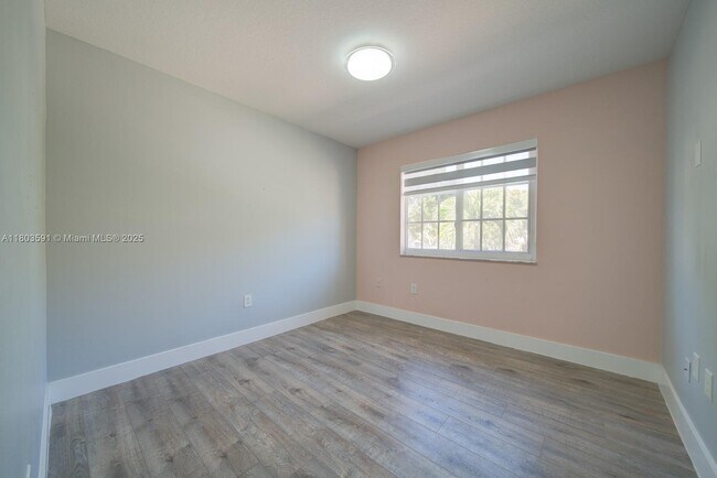 Building Photo - 2210 NW 171st Terrace