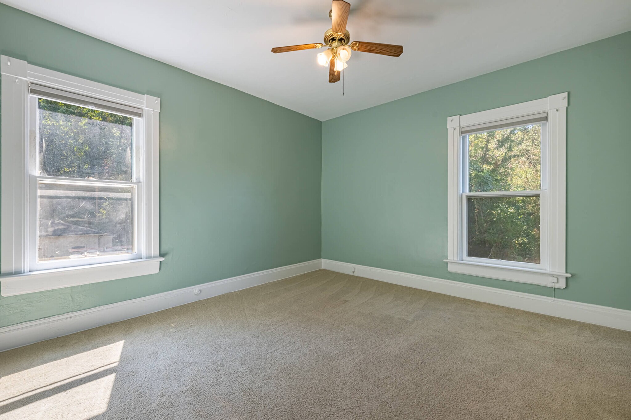 Building Photo - 554 Wyoming St