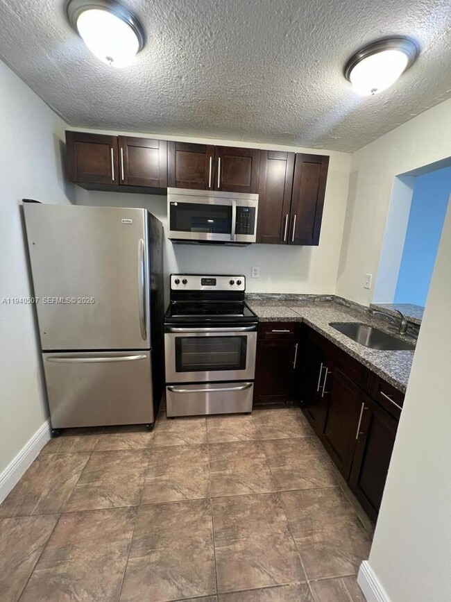 Building Photo - 492 NW 165th St