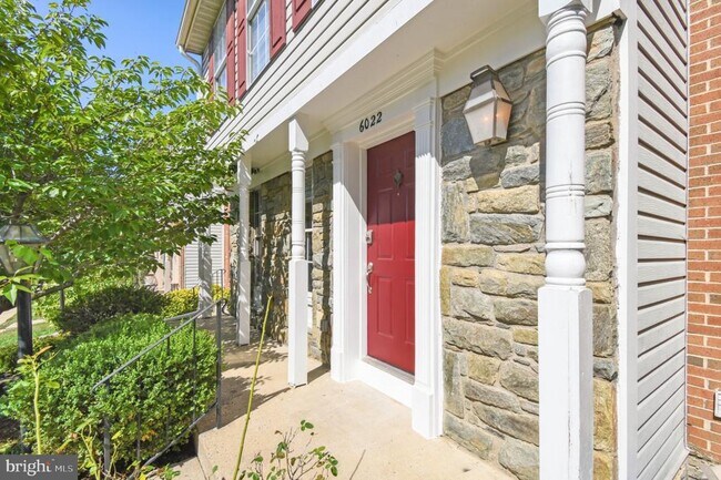 Building Photo - 6022 Phlox Ct