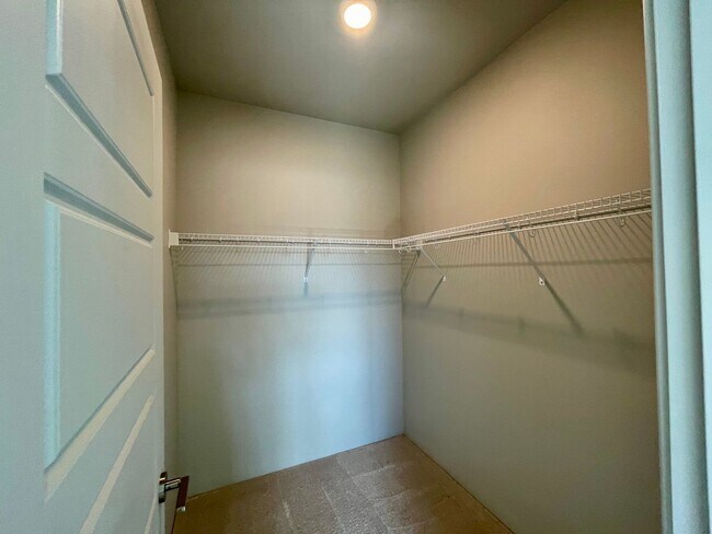 Building Photo - Home for Rent in Hoopili (Lehua) 4 BED/2.5 BATH + Garage!