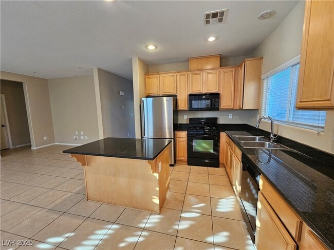 Building Photo - 789 Calstock Ct