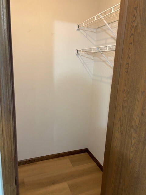 Building Photo - 1329 E 21st Ter