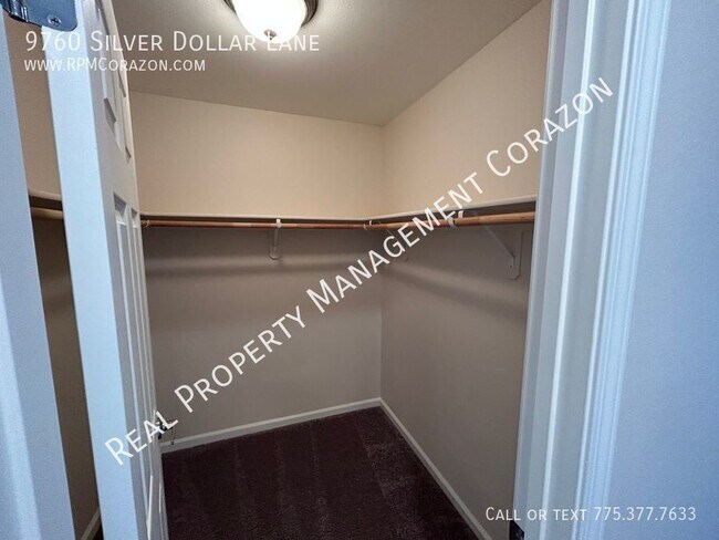 Building Photo - 9760 Silver Dollar Ln