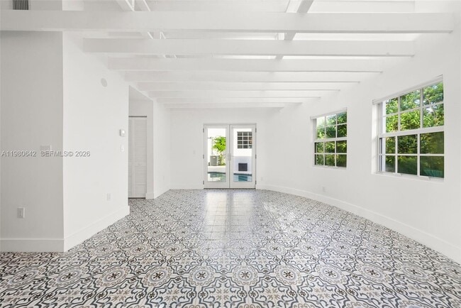 Building Photo - 4491 Prairie Ave