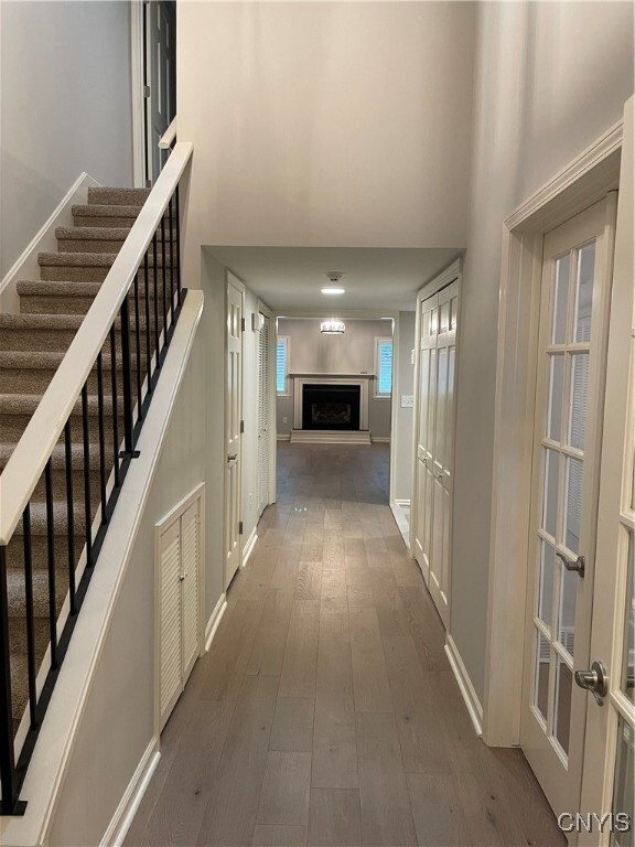 Building Photo - 497 Summerhaven Dr N