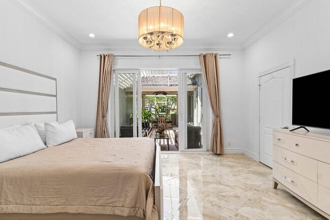 Building Photo - 4023 NW 58th St