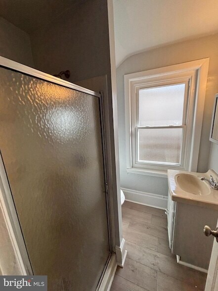 Building Photo - 318 E Marshall St