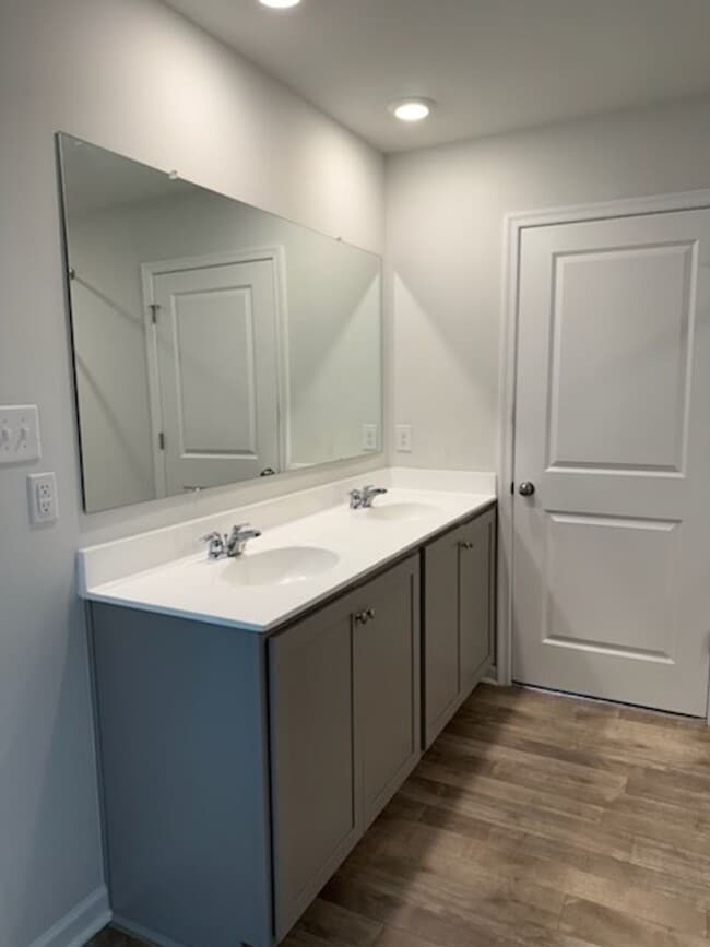 Building Photo - Gorgeous Home in The Arbors of New Kent