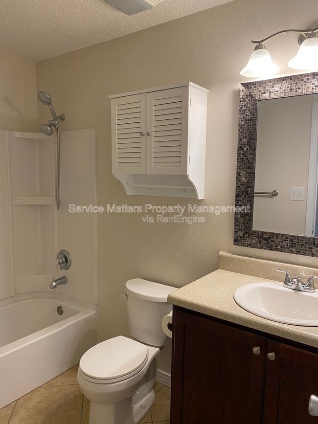Building Photo - 4211 Ciudad Dr