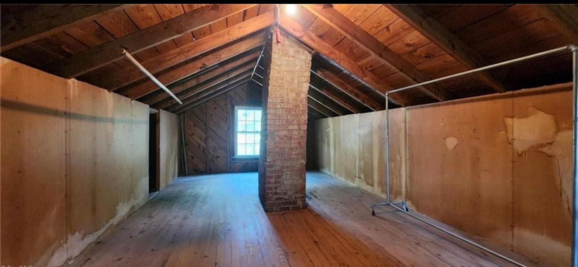 Building Photo - 234 S Peace Haven Rd