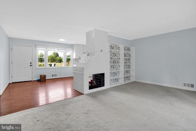 Building Photo - 13209 Thornton Dr