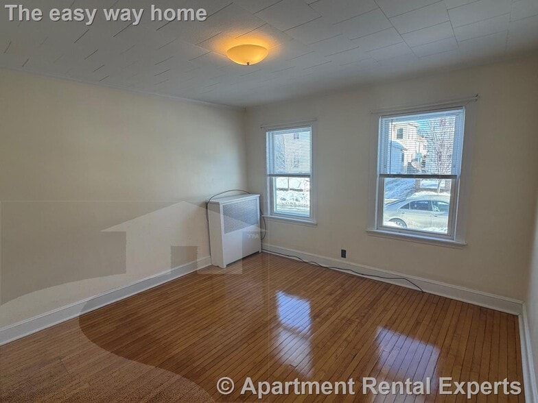 Building Photo - 23 Ashland St