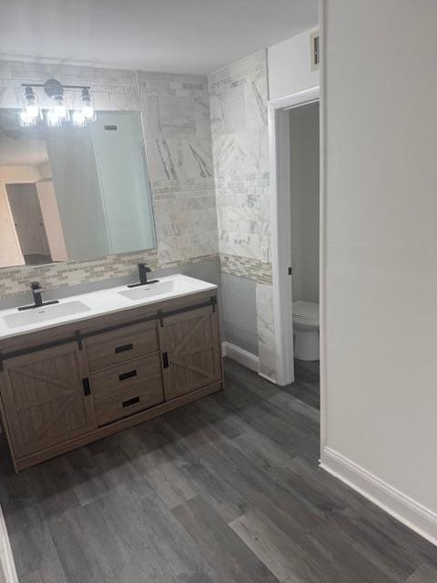 Building Photo - 724 Springdale Cir