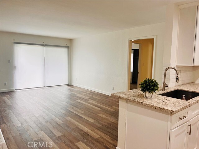 Building Photo - 1345 Cabrillo Park Dr