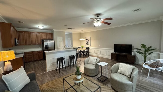 Building Photo - 117 Growden Ln