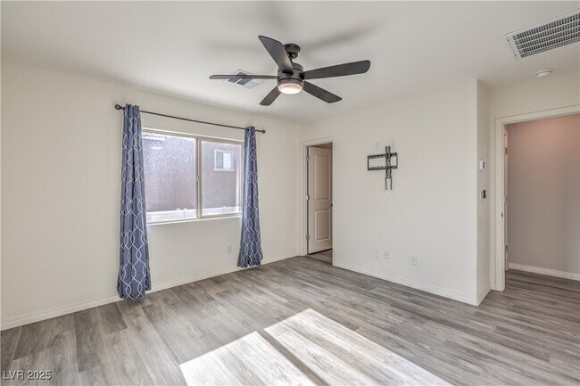 Building Photo - 4223 Wind Mesa Dr