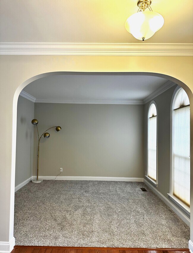 Building Photo - 1008 Longwillow Ct