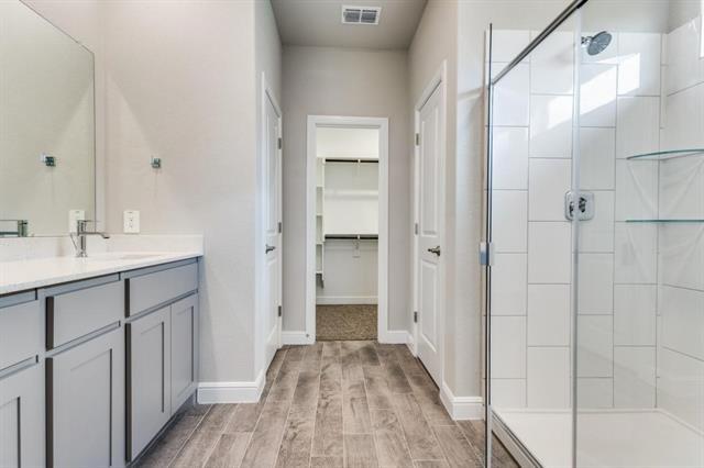 Building Photo - 15525 Canford Ter