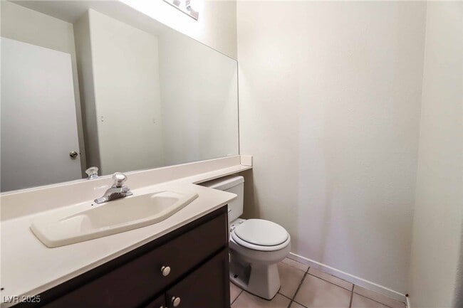 Building Photo - 6833 Coral Rock Dr