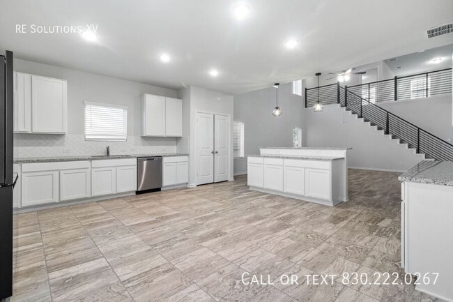 Building Photo - 11770 Classmore Gap