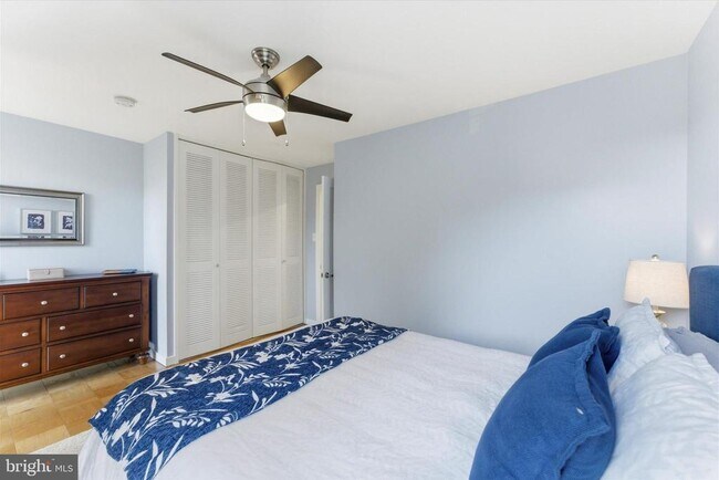 Building Photo - 1378 4th St SW