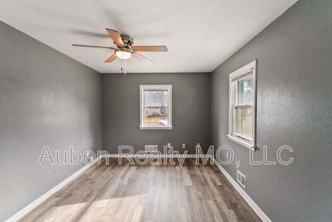 Building Photo - 3143 Puckett Rd