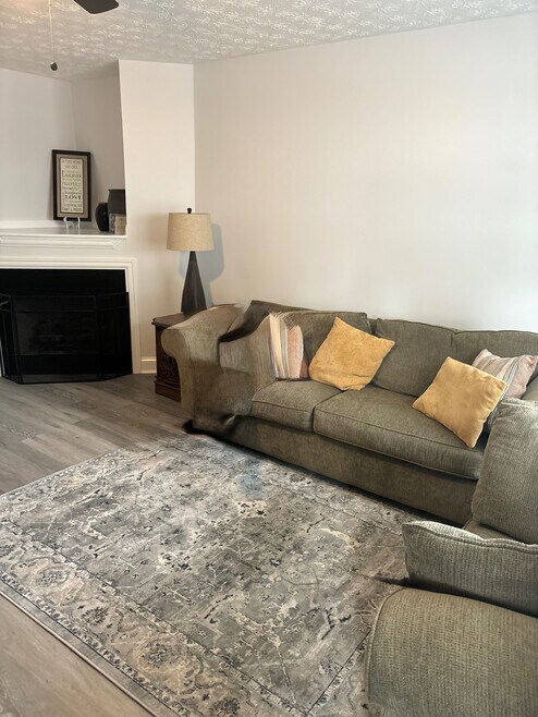 Building Photo - 5047 Chupp Way Cir