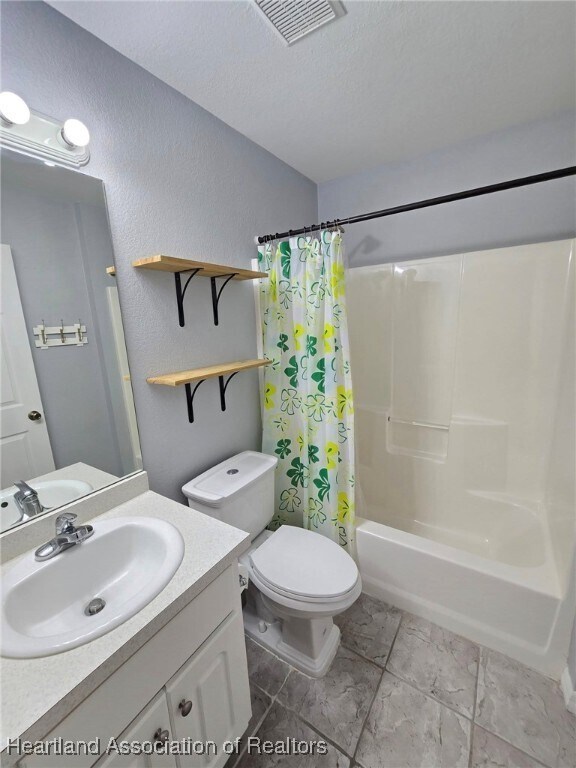 Building Photo - 33115 Grand Prix Dr