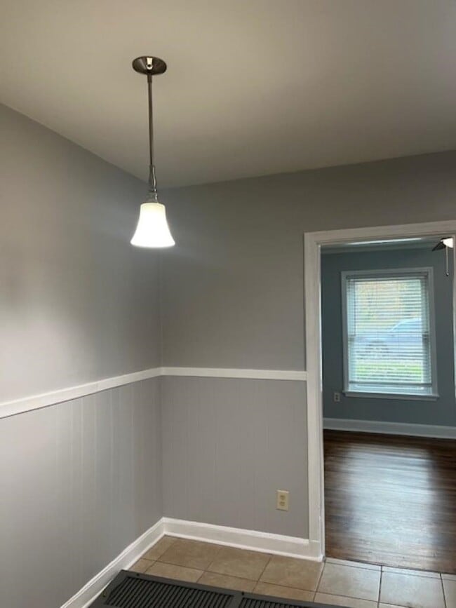 Building Photo - 3764 Carnes Ave