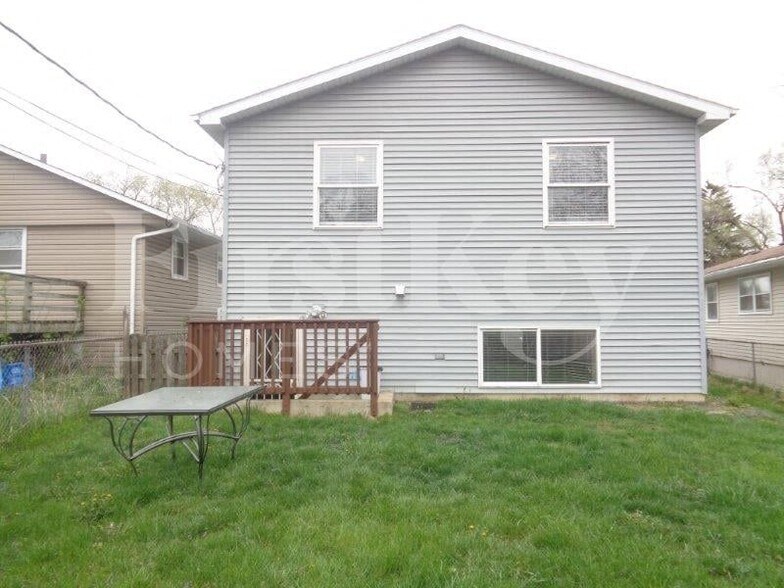 Building Photo - 1514 Goldenrod Terrace