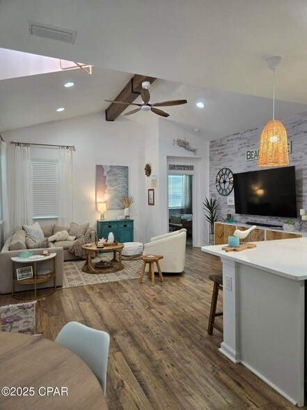 Building Photo - 8661 Shell Sink Dr