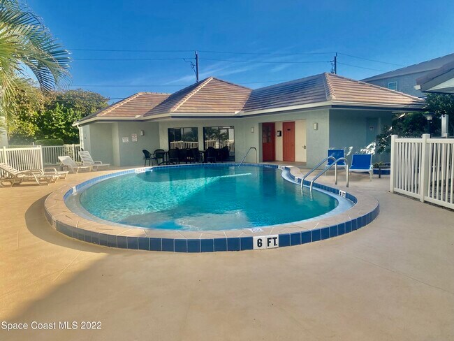 Building Photo - 1241 Beachside Ln