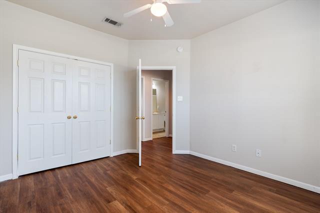 Building Photo - 6104 Alexus Dr