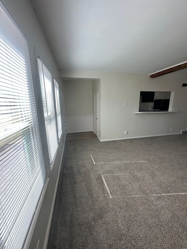 Building Photo - 9th Street Apartments In Bartlesville