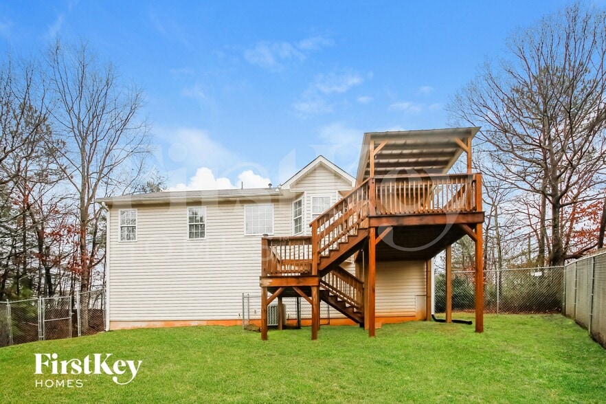 Building Photo - 385 Fairview Oak Pl