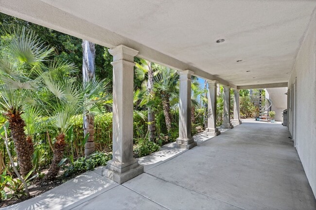 Building Photo - Beautiful Custom Built, Two-Story Home on Stunningly Landscaped Property with Gated Entrance!