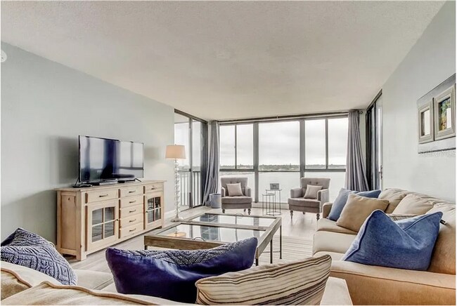 Building Photo - LONG TERM - FULLY FURNISHED 2/2 Open water...